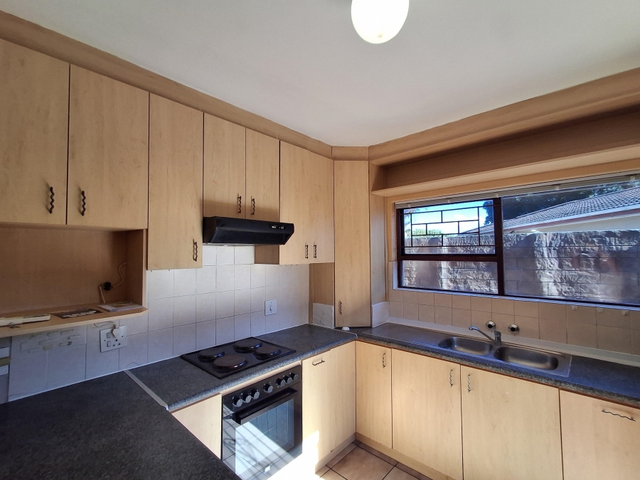To Let 2 Bedroom Property for Rent in Jagtershof Western Cape